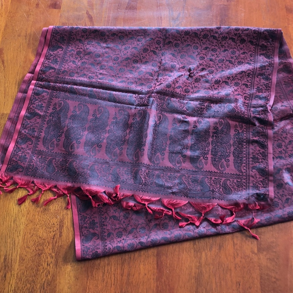 Black and Maroon Satin Scarf